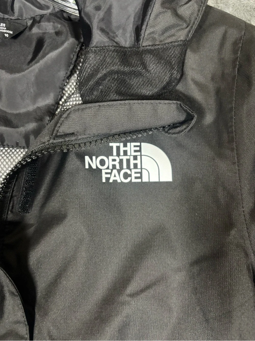 NWT‎ The North Face Girls Antora Rain Jacket Size 12 Black